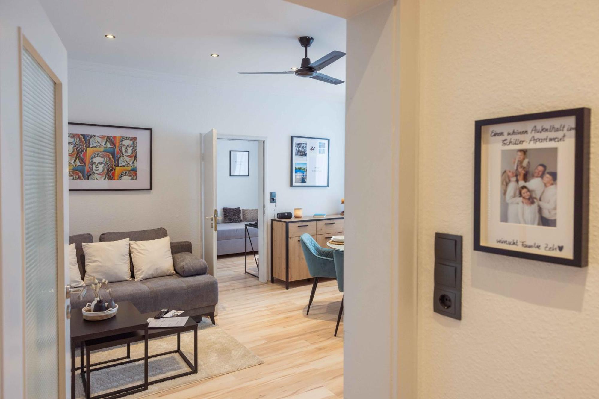 Schillerapartment Hof, Kueche, 24H Digital-Checkin, Parkplatz, Wlan250Mbit Hof  Exterior foto