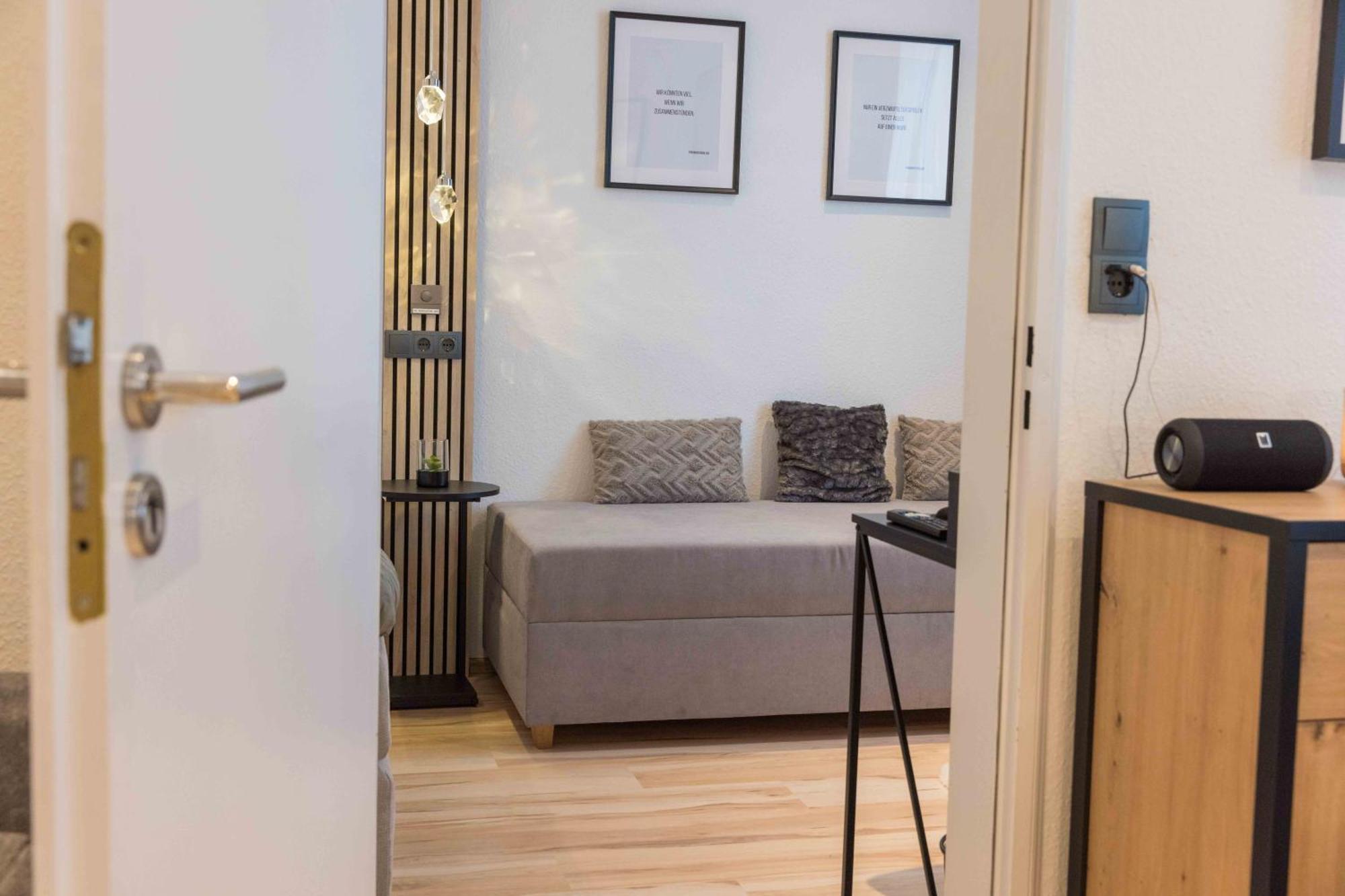Schillerapartment Hof, Kueche, 24H Digital-Checkin, Parkplatz, Wlan250Mbit Hof  Exterior foto